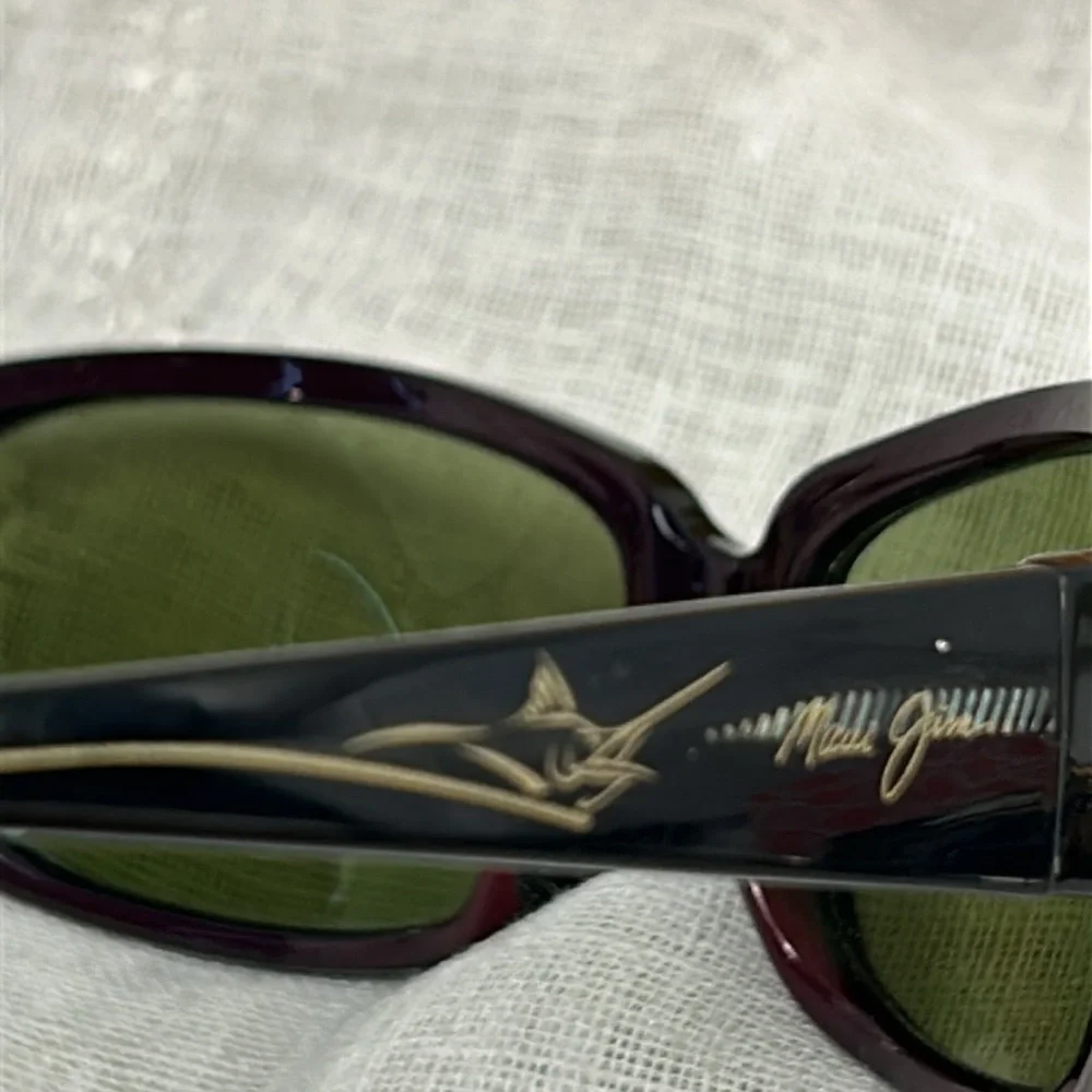 Maui Jim “Mahi Mahi” by Guy Harvey sunglasses